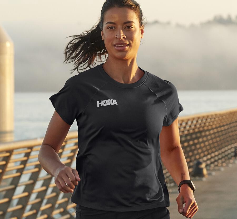 Hoka Australia One One Performance Short Sleeve - Womens Tops Black - WXGZB-8642